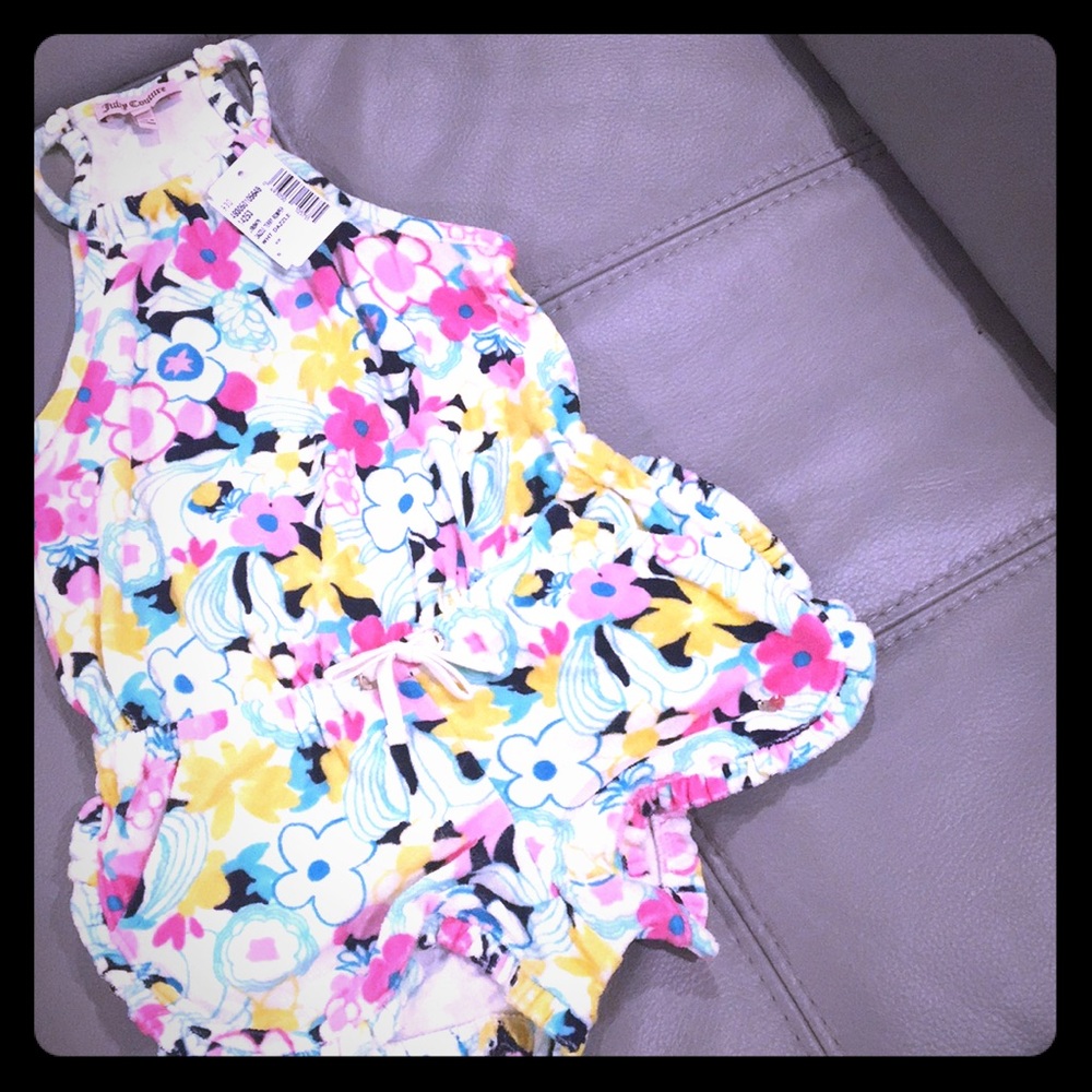 BRAND NEW JUICY COUTURE SHORT SET